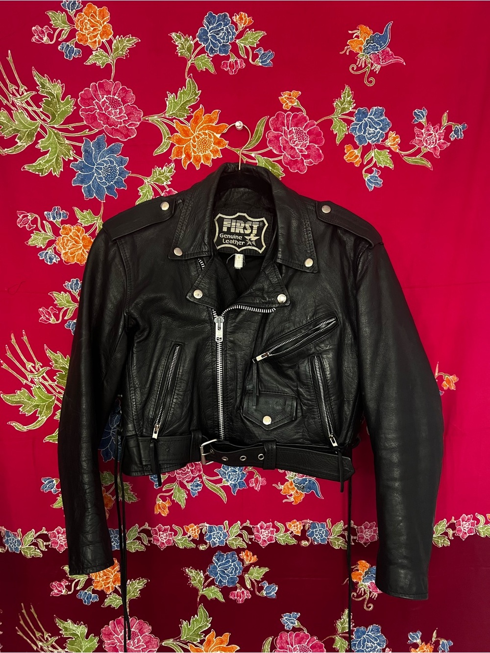 Vintage Black Cropped Moto Leather Jacket